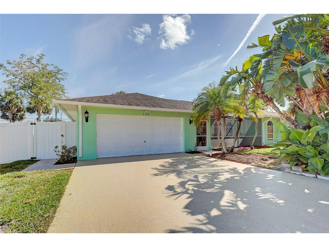 238 SW Grove Avenue Port Saint Lucie FL 34983 OM712161 image1