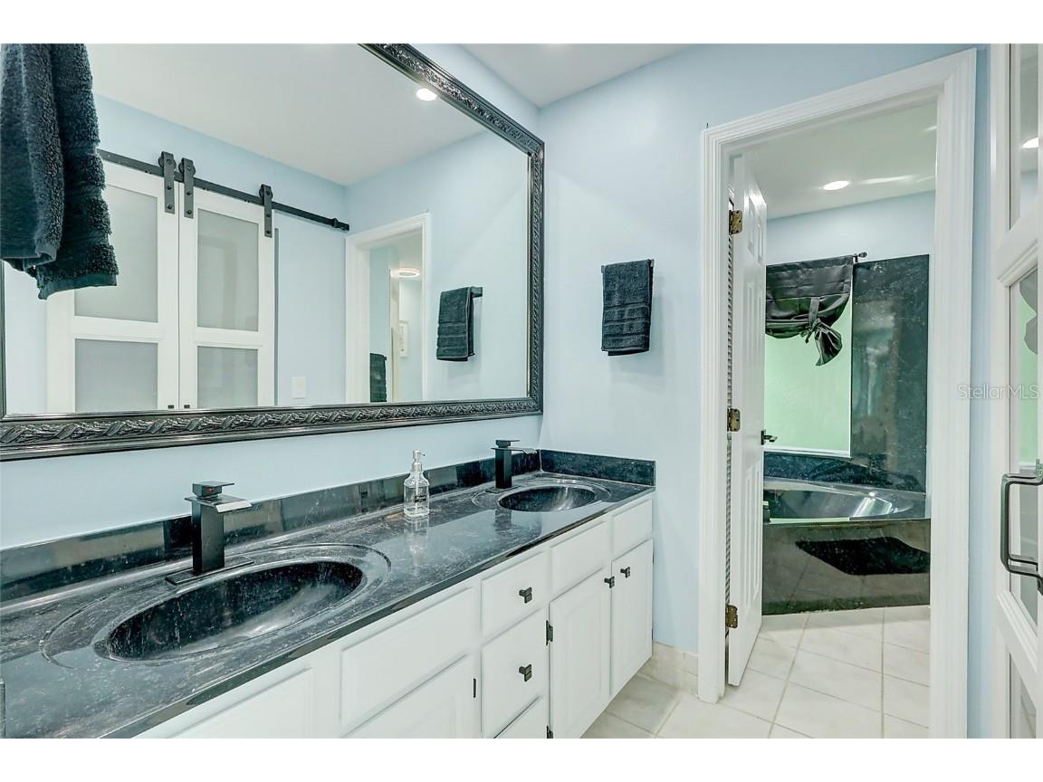 238 SW Grove Avenue Port Saint Lucie FL 34983 OM712161 image21