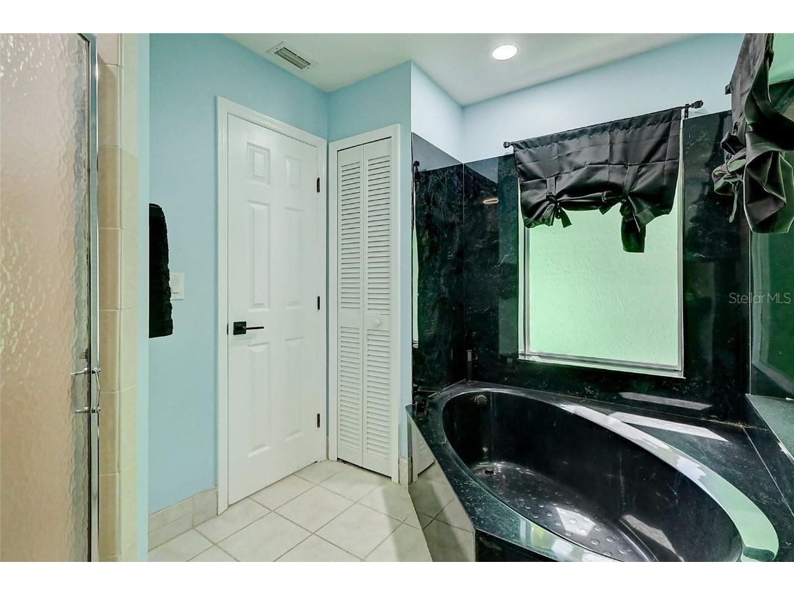 238 SW Grove Avenue Port Saint Lucie FL 34983 OM712161 image23