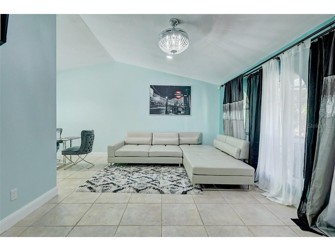 238 SW Grove Avenue Port Saint Lucie FL 34983 OM712161 image5