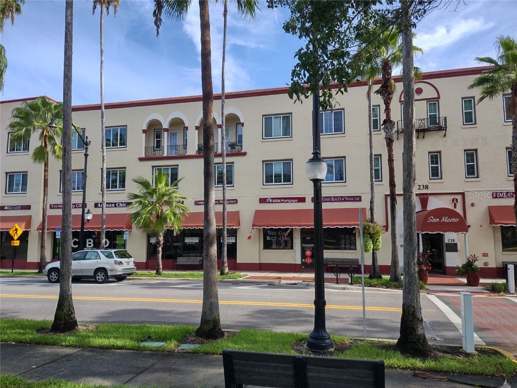238 Tampa Avenue W #9B Venice FL 34285 N6126466 image1