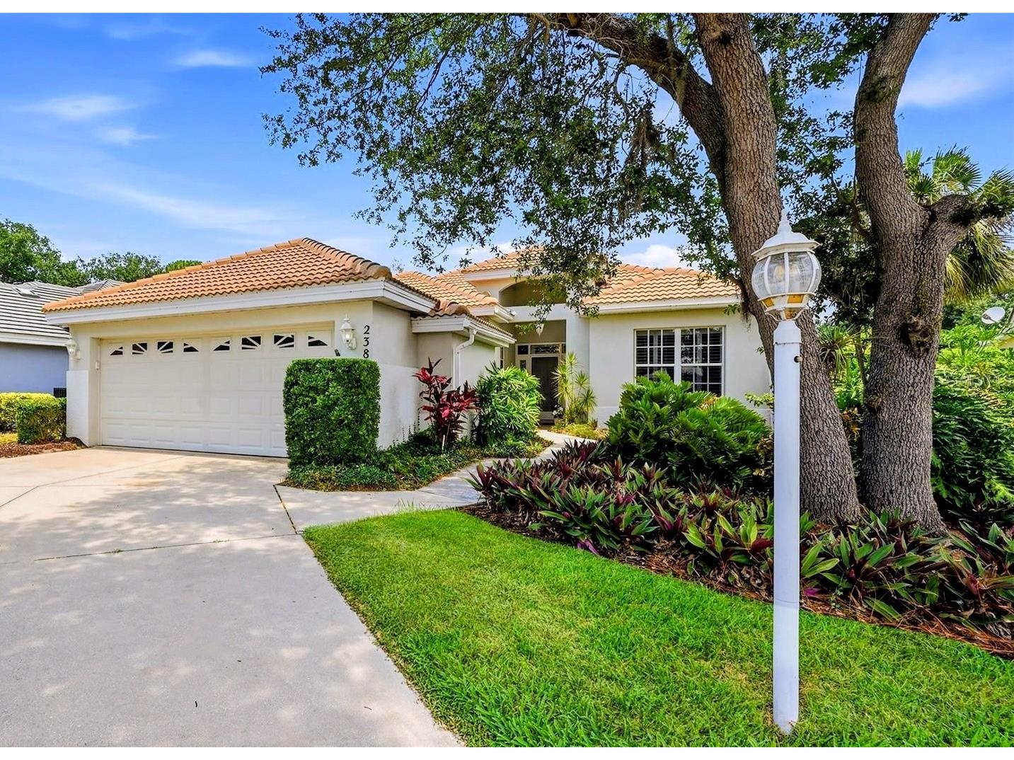 238 Vestavia Drive Venice FL 34292 N6144859 image2