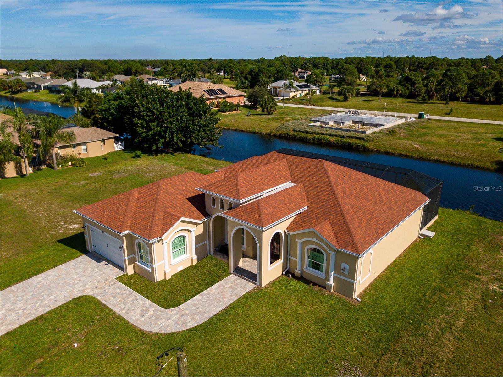 238 W Pine Valley Lane Rotonda West FL 33947 C7520672 image2