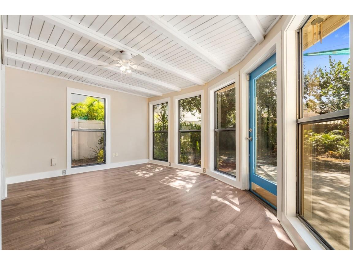 2380 Bay St Sarasota FL 34237 A4670064 image30