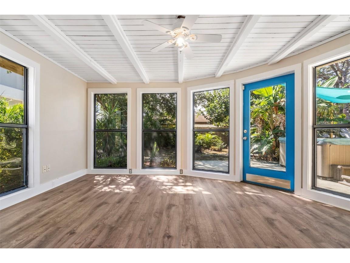 2380 Bay St Sarasota FL 34237 A4670064 image32