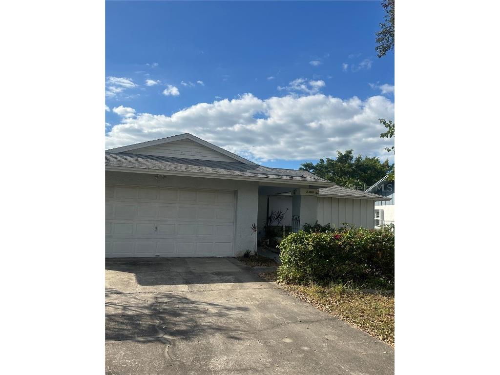 2380 Timbercrest Circle W Clearwater FL 33763 TB8322624 image1