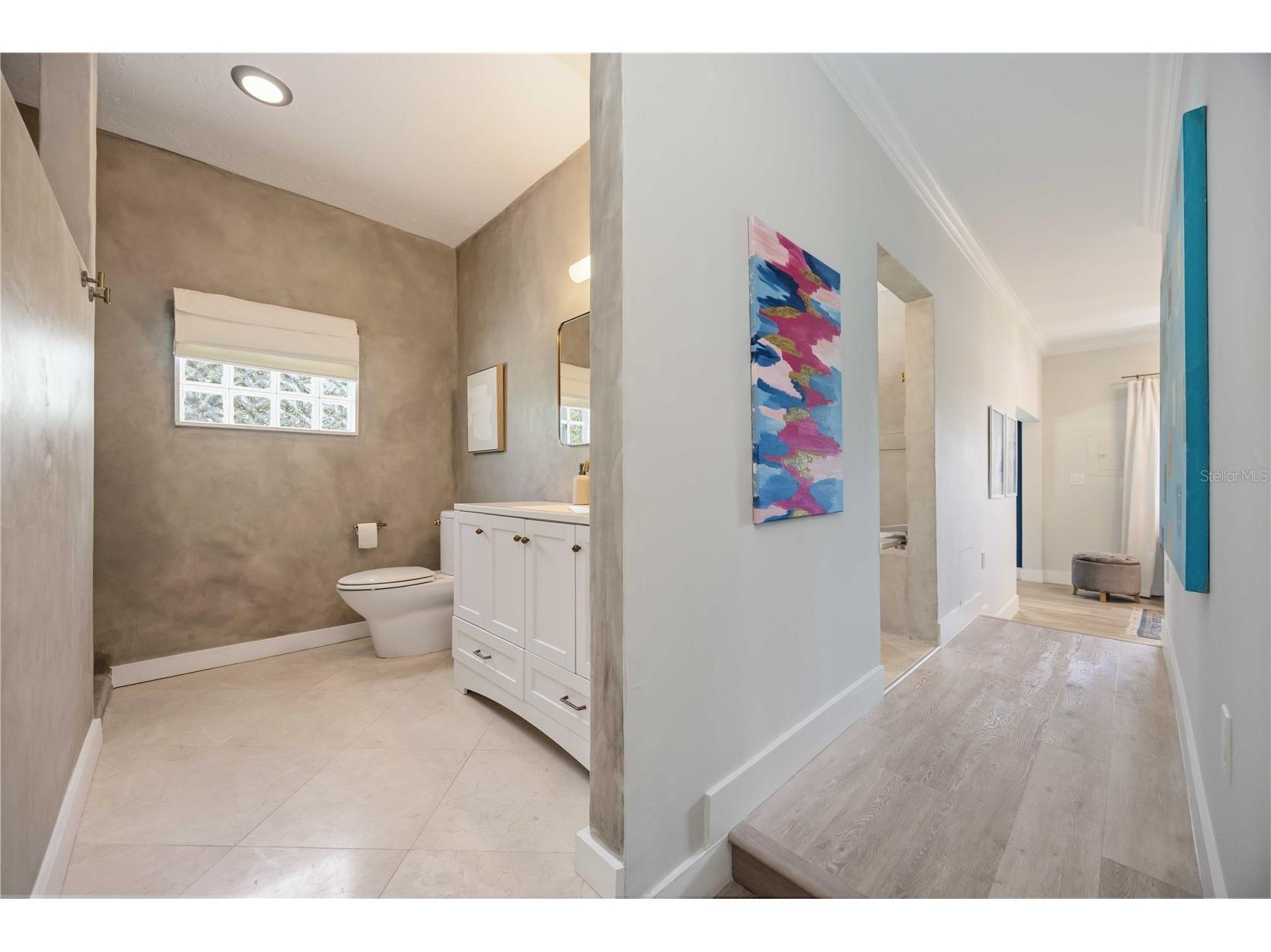 2381 Florinda Street Sarasota FL 34231 A4685950 image16