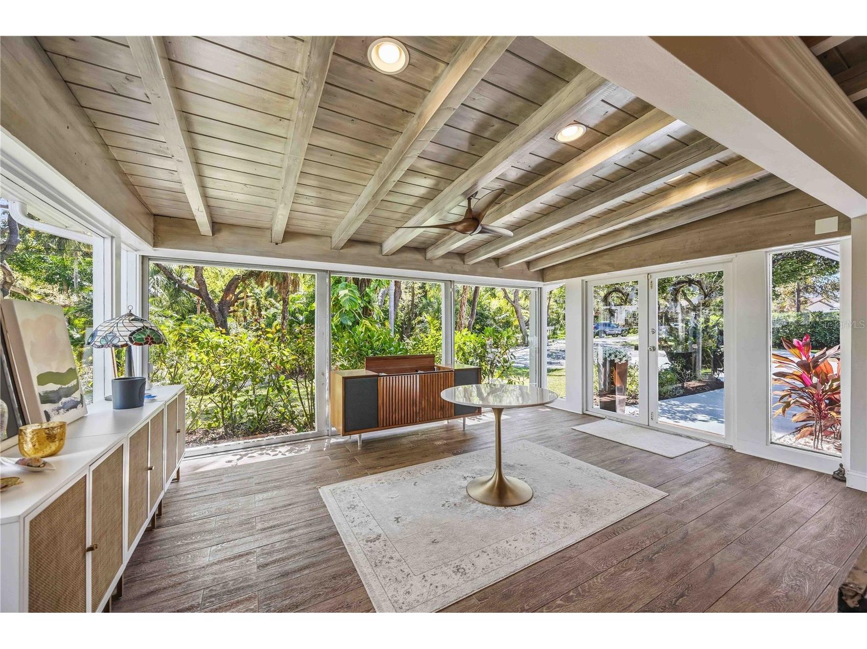 2381 Florinda Street Sarasota FL 34231 A4685950 image3