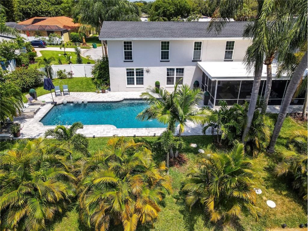 2381 Roberta Lane Clearwater FL 33764 - ALLEN'S CREEK TO OLD TAMPA BAY U8237946 image1