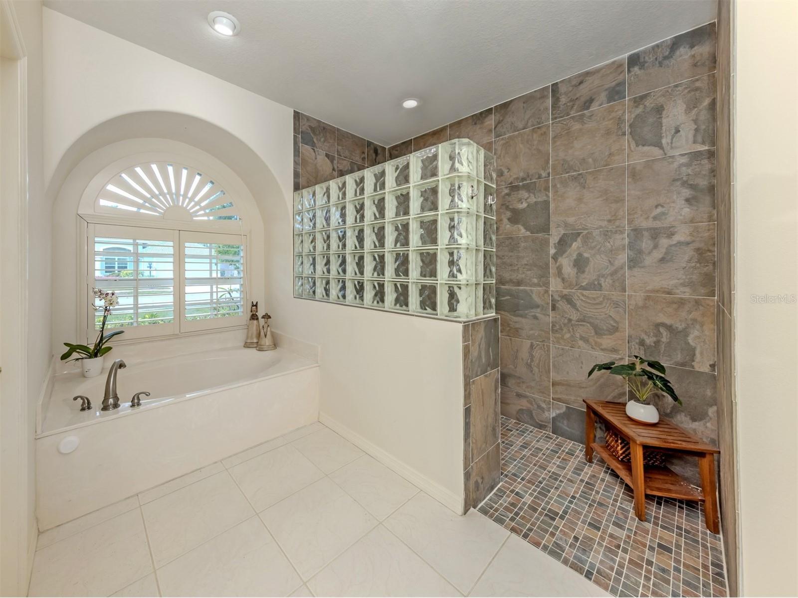 2381 Sonoma Drive W Nokomis FL 34275 N6143794 image21