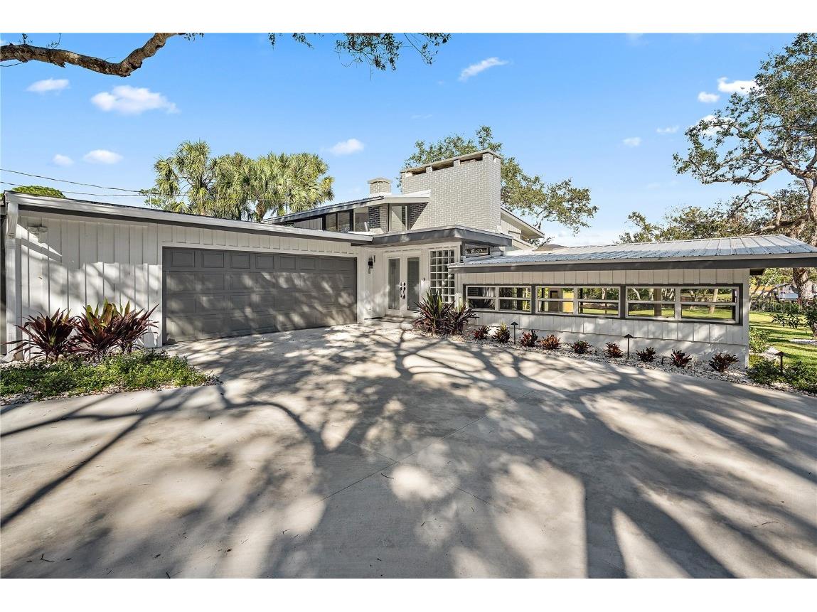 2383 Florinda Street Sarasota FL 34231 - PHILIPPI CREEK A4603650 image1