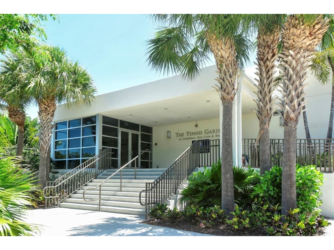 2383 Harbour Oaks Drive, Longboat Key, FL, 34228 MLS A4609474