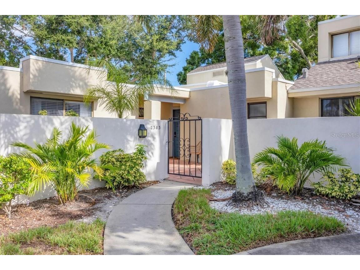 2383 Lakeside Mews #D3 Sarasota FL 34235 A4655461 image1