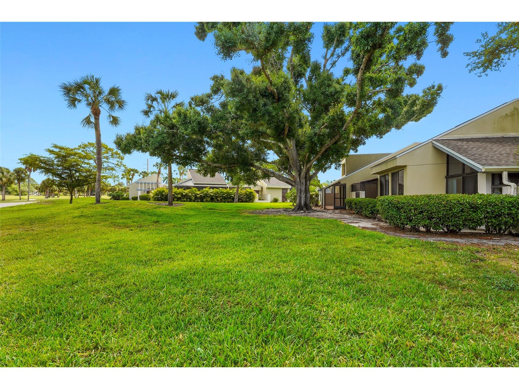 2383 Lakeside Mews #D3 Sarasota FL 34235 A4693236 image41