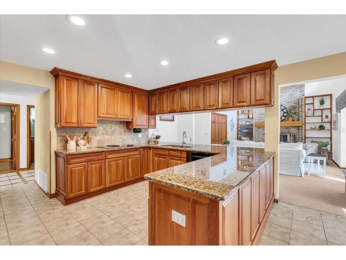 2383 Landings Circle Bradenton FL 34209 TB8446699 image39