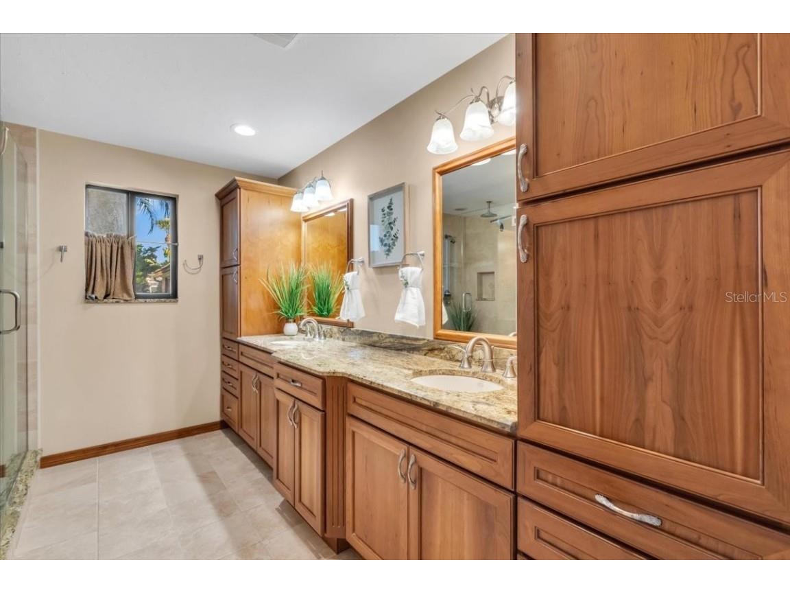 2383 Landings Circle Bradenton FL 34209 TB8446699 image9