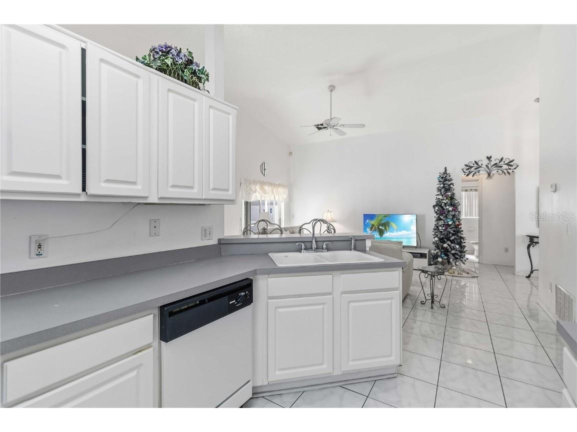 2384 Flamingo Lakes Drive Kissimmee FL 34743 O6361641 image10