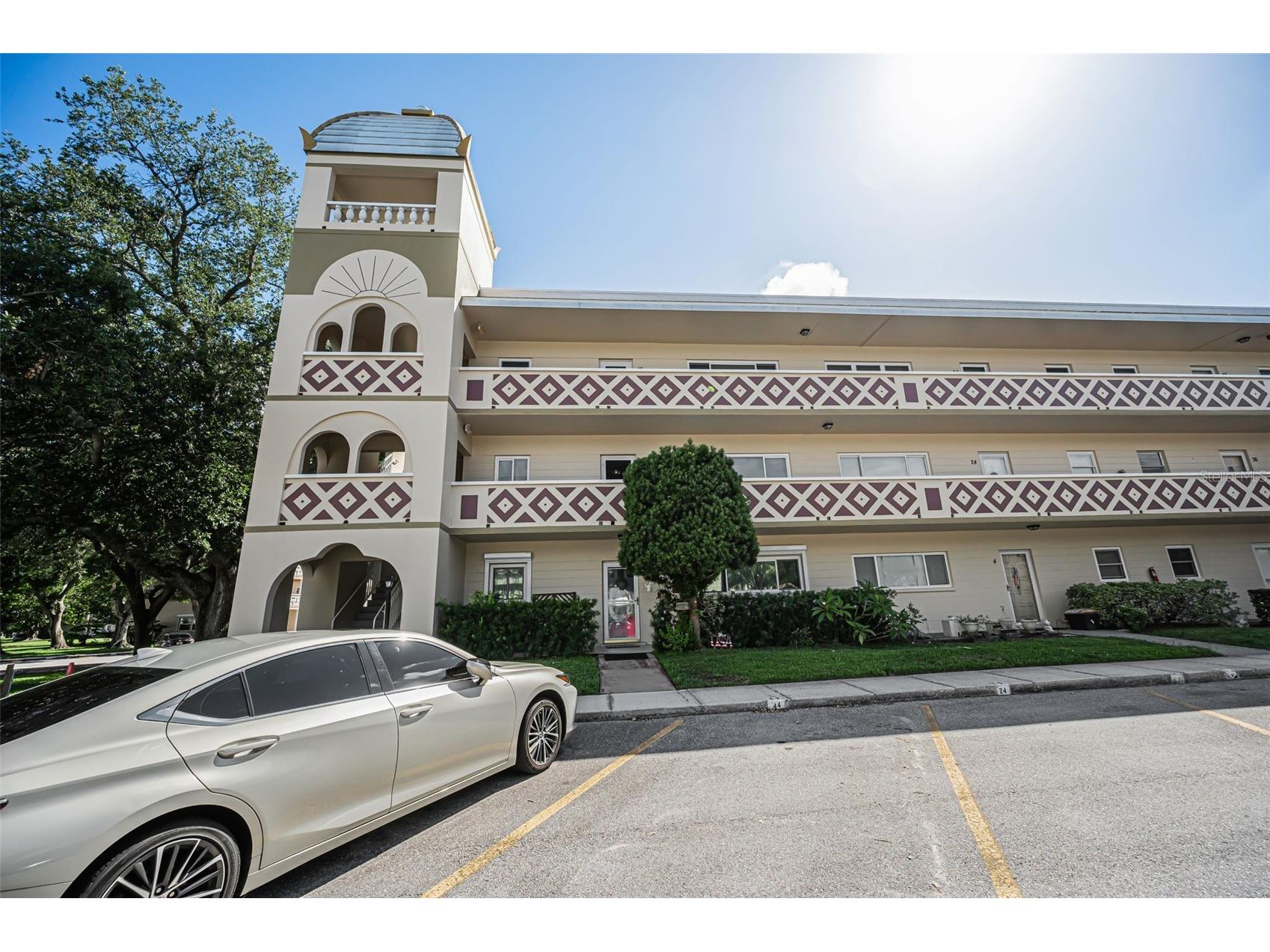 2384 Tahitian Lane #22 Clearwater FL 33763 TB8513285 image2