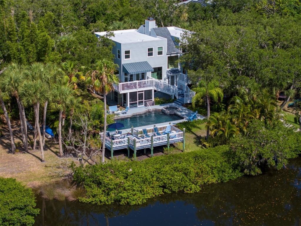 2385 Fiesta Drive Sarasota FL 34231 - PHILLIPPI CREEK A4613057 image1