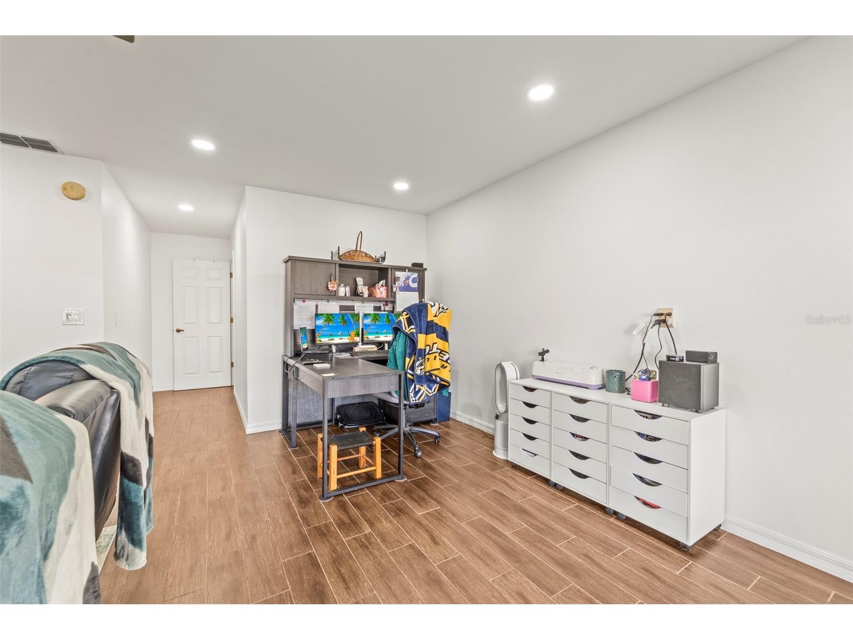 2385 Hanover Drive Dunedin FL 34698 TB8463846 image41