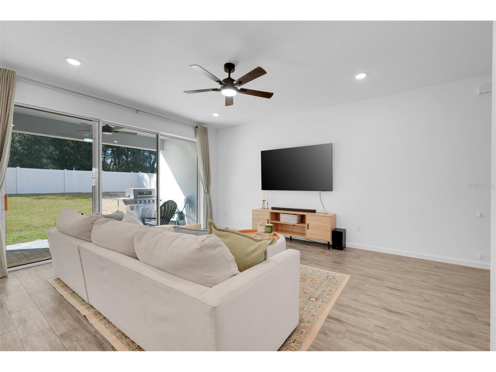 2385 Sirena Lane Mount Dora FL 32757 O6386182 image8