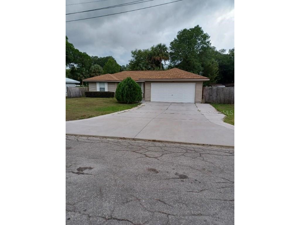2386 SE 175th Terrace Road Silver Springs FL 34488 OM659087 image1
