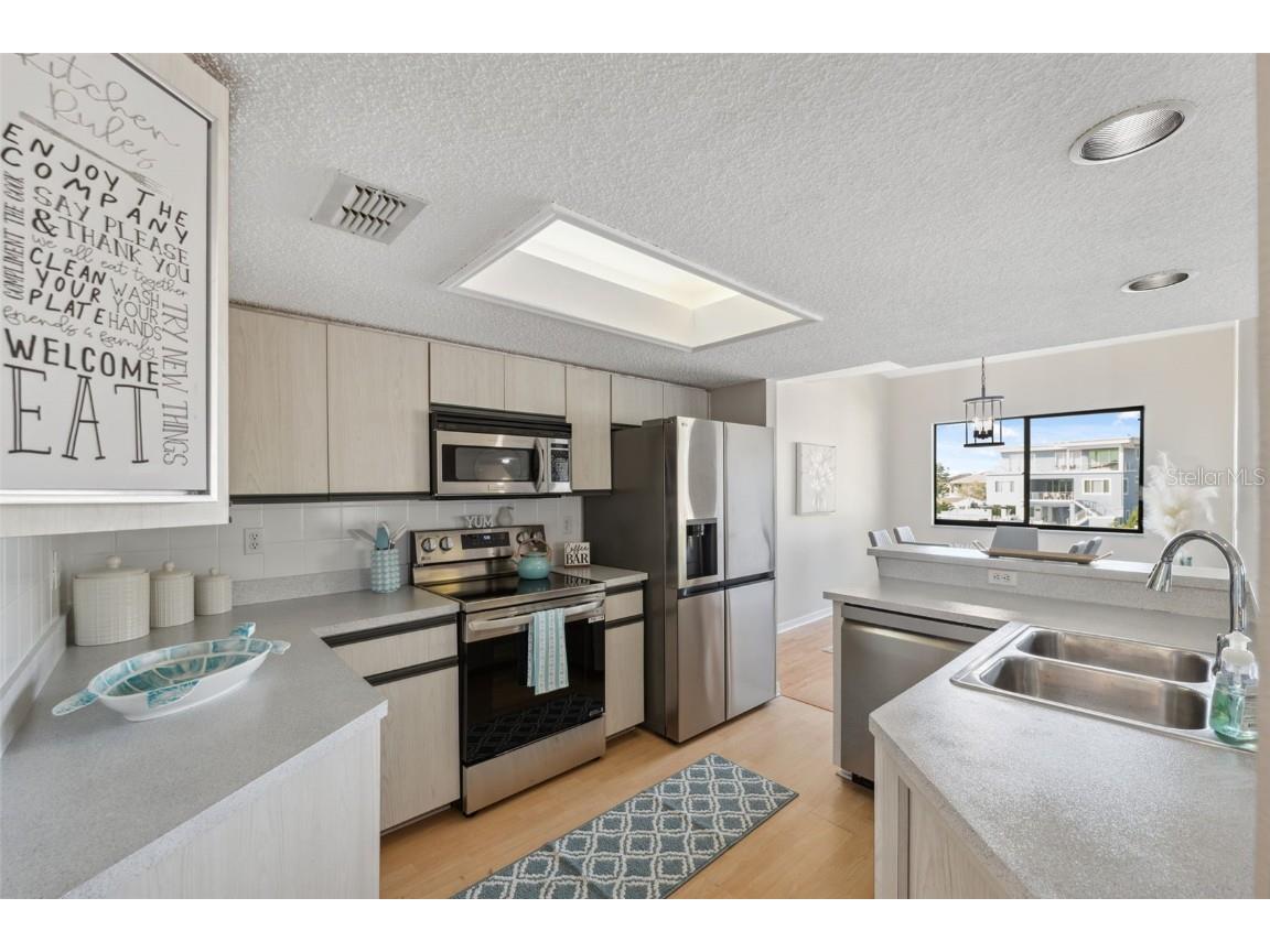 2387 Hanover Drive #2387 Dunedin FL 34698 TB8373565 image22