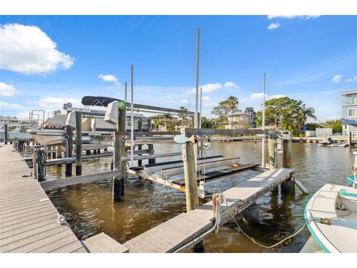 2387 Hanover Drive #2387 Dunedin FL 34698 TB8373565 image57