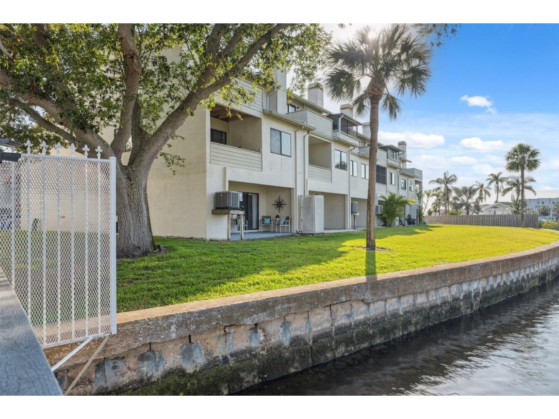 2387 Hanover Drive #2387 Dunedin FL 34698 TB8373565 image60