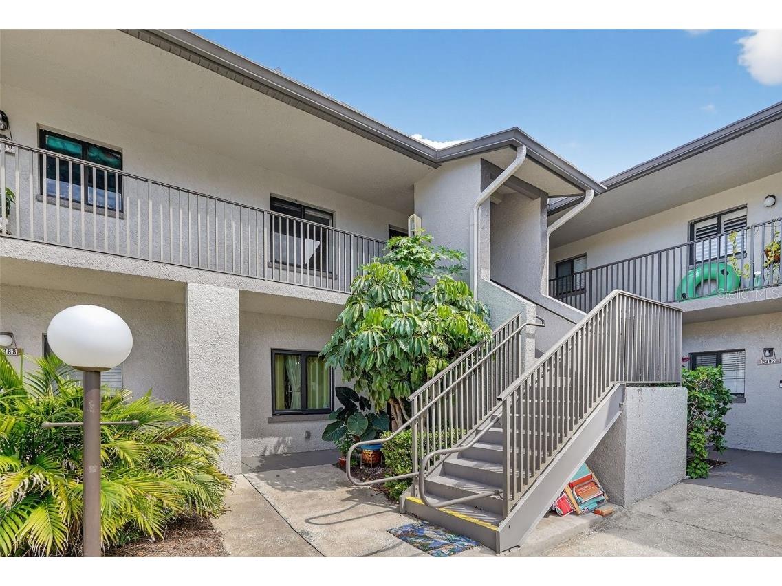 2387 Lake Heather Heights Court #203 Dunedin FL 34698 TB8430648 image1