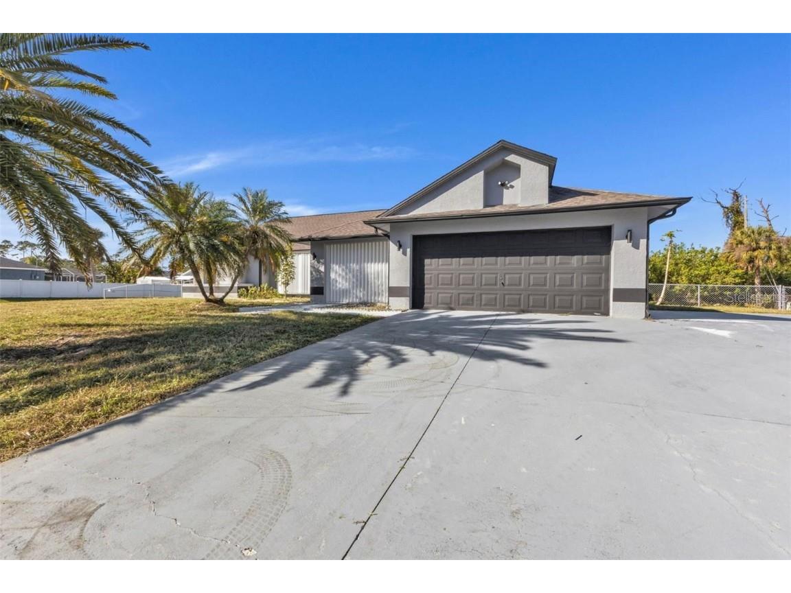 2387 Tamarind Street Port Charlotte FL 33948 C7515744 image1