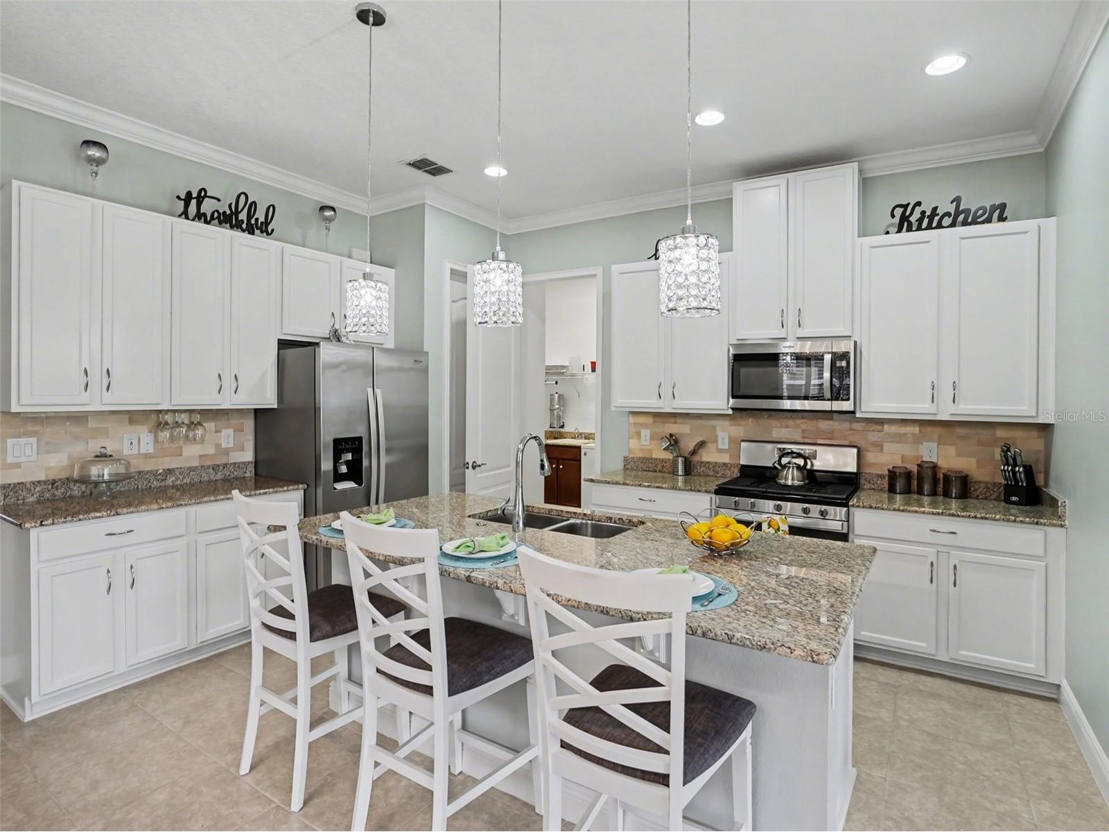 2388 Datura Loop Saint Cloud FL 34772 A4683880 image10