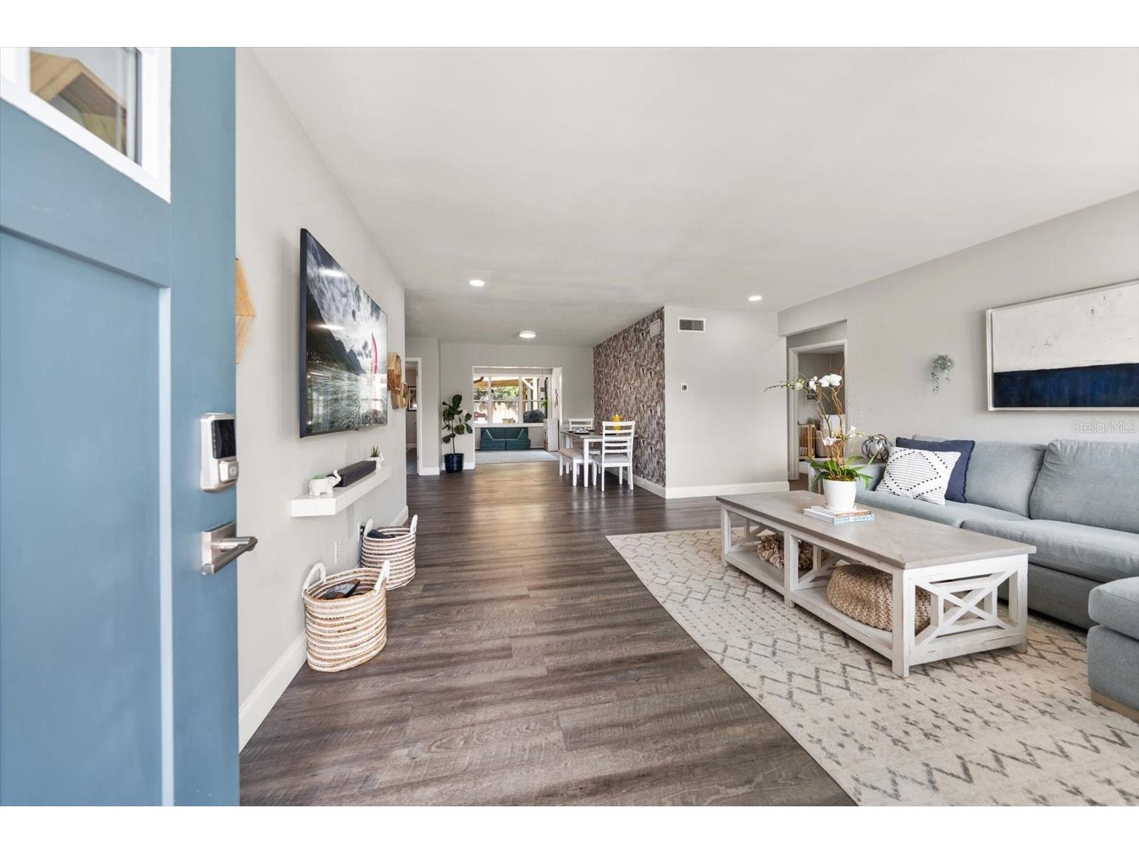 2388 Jones Drive Dunedin FL 34698 TB8496701 image4