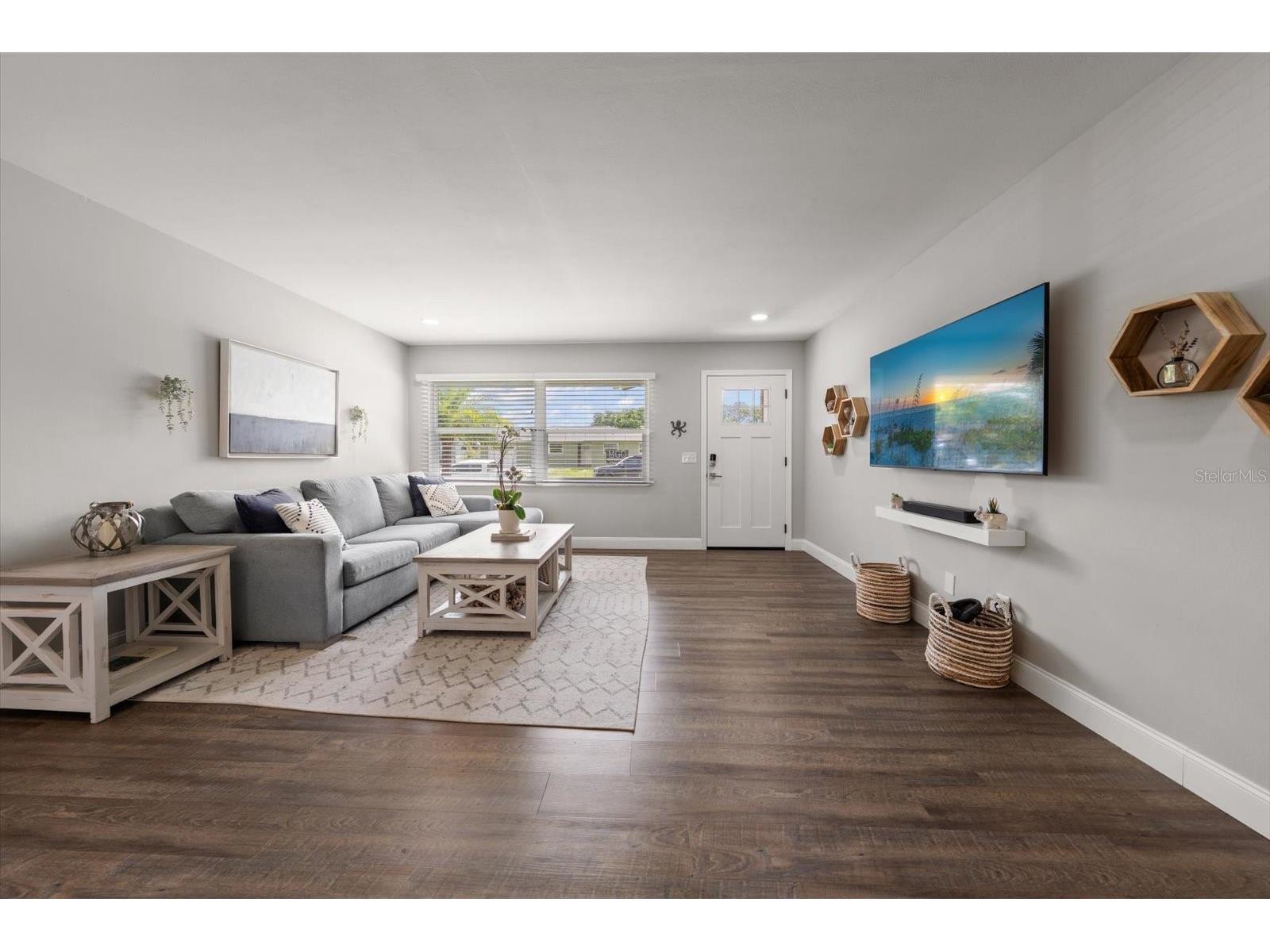 2388 Jones Drive Dunedin FL 34698 TB8496701 image5