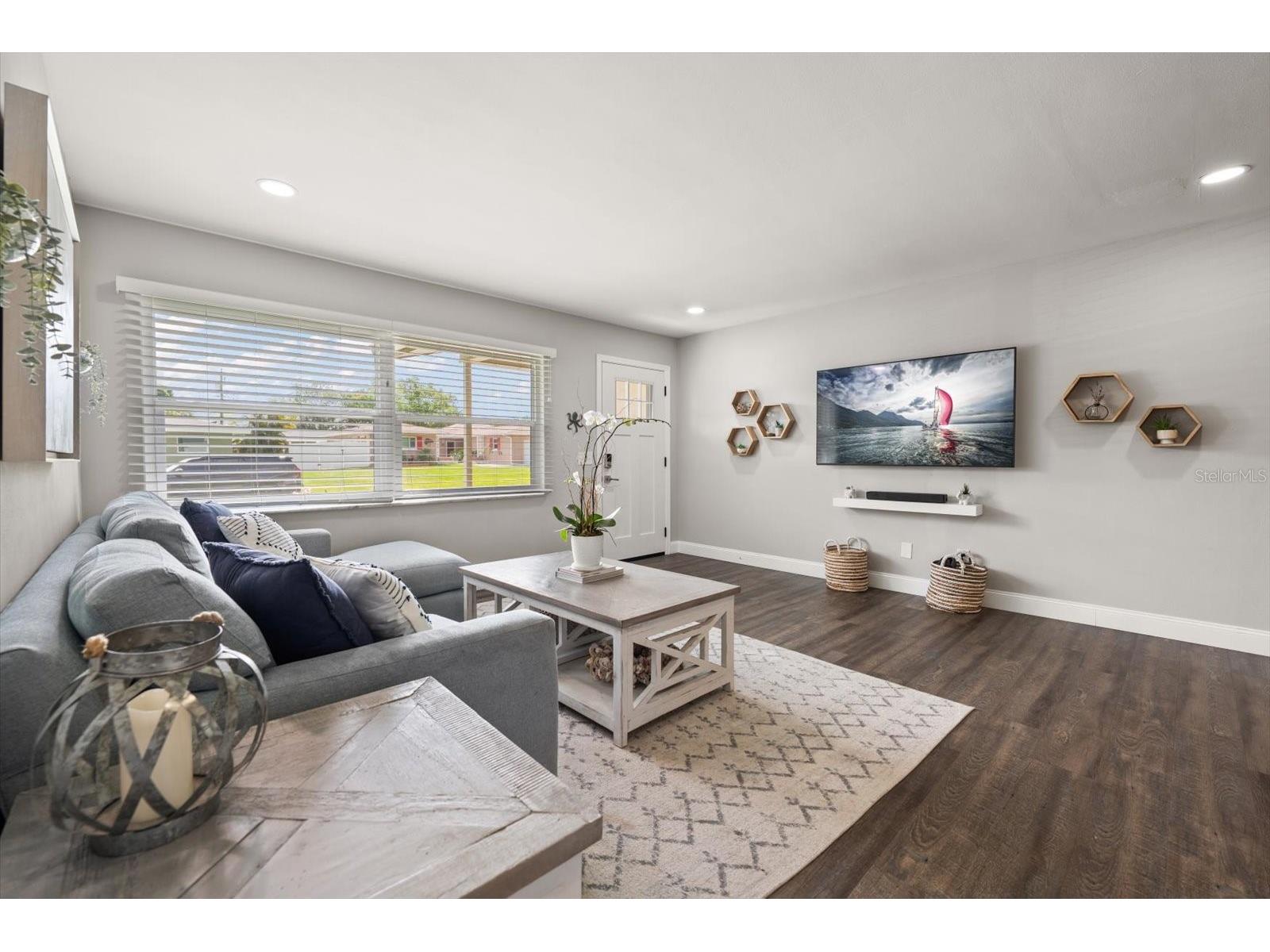 2388 Jones Drive Dunedin FL 34698 TB8496701 image6