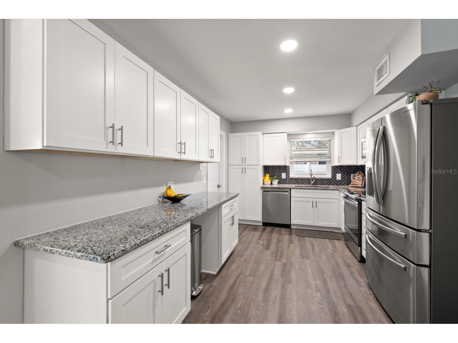 2388 Jones Drive Dunedin FL 34698 TB8496701 image8