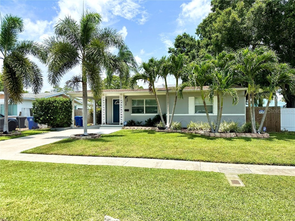239 80th Avenue N Saint Petersburg FL 33702 U8207440 image1