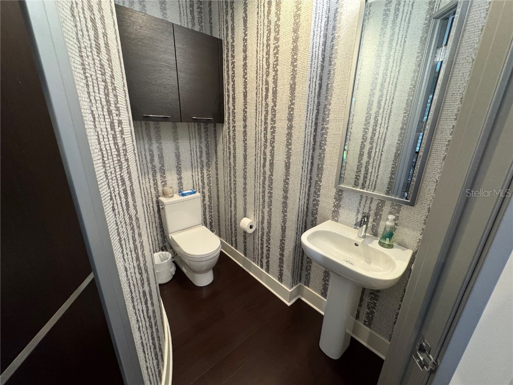 239 Cosmopolitan Court Sarasota FL 34236 N6141886 image15