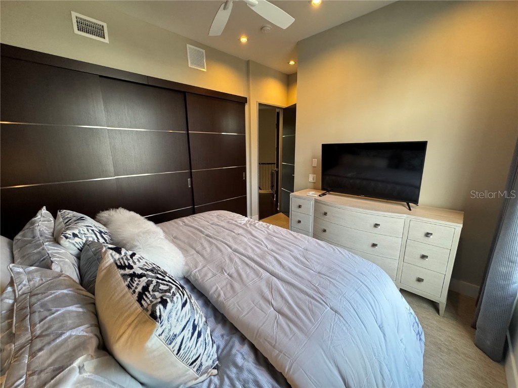 239 Cosmopolitan Court Sarasota FL 34236 N6141886 image17
