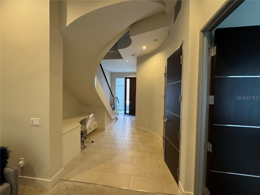 239 Cosmopolitan Court Sarasota FL 34236 N6141886 image4