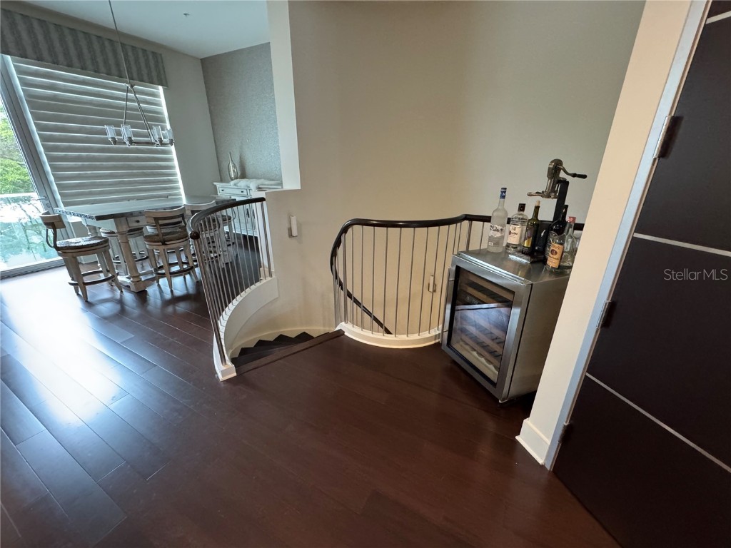 239 Cosmopolitan Court Sarasota FL 34236 N6141886 image6