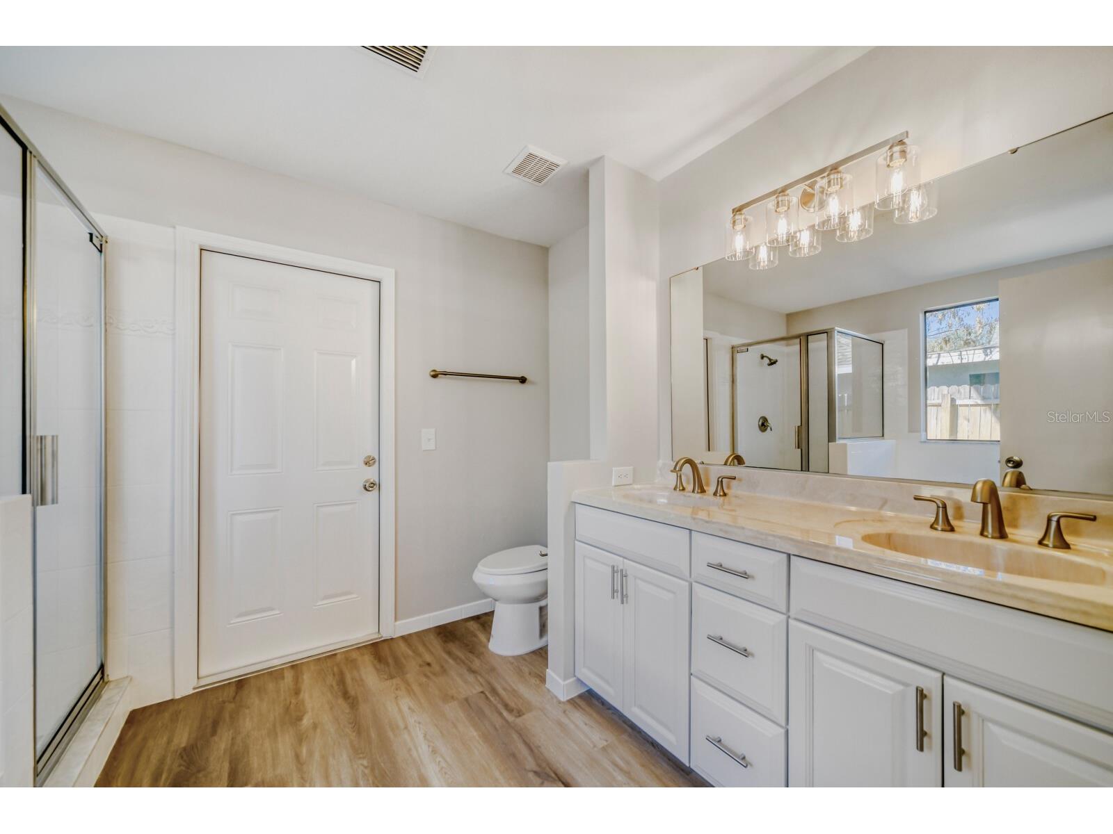 239 Dempsey Way Orlando FL 32835 TB8474451 image22