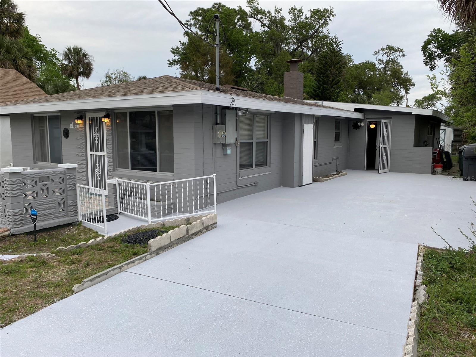239 Desoto Street Daytona Beach FL 32114 V4948189 image1