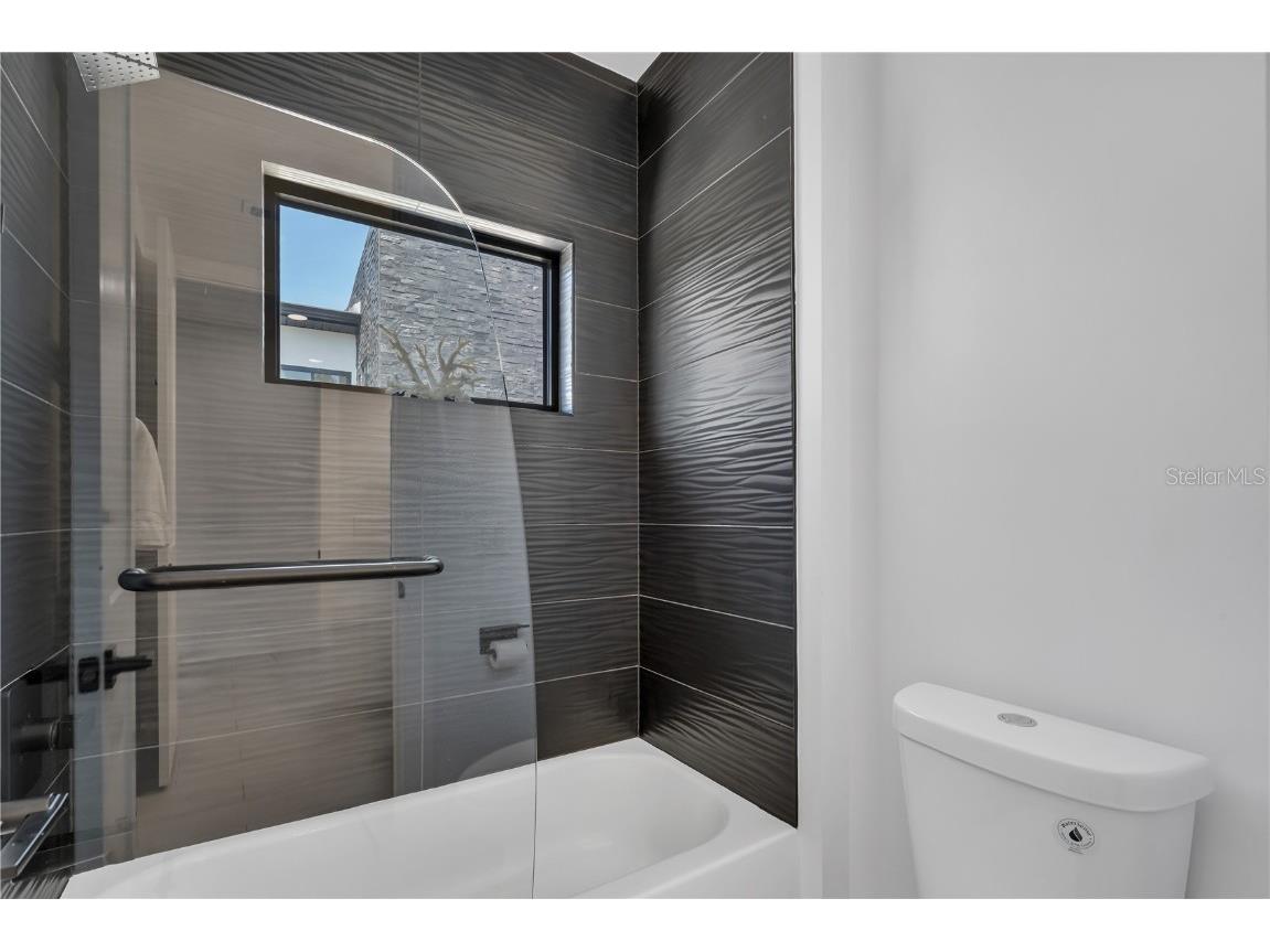 239 E Harding Street Orlando FL 32806 O6337463 image52