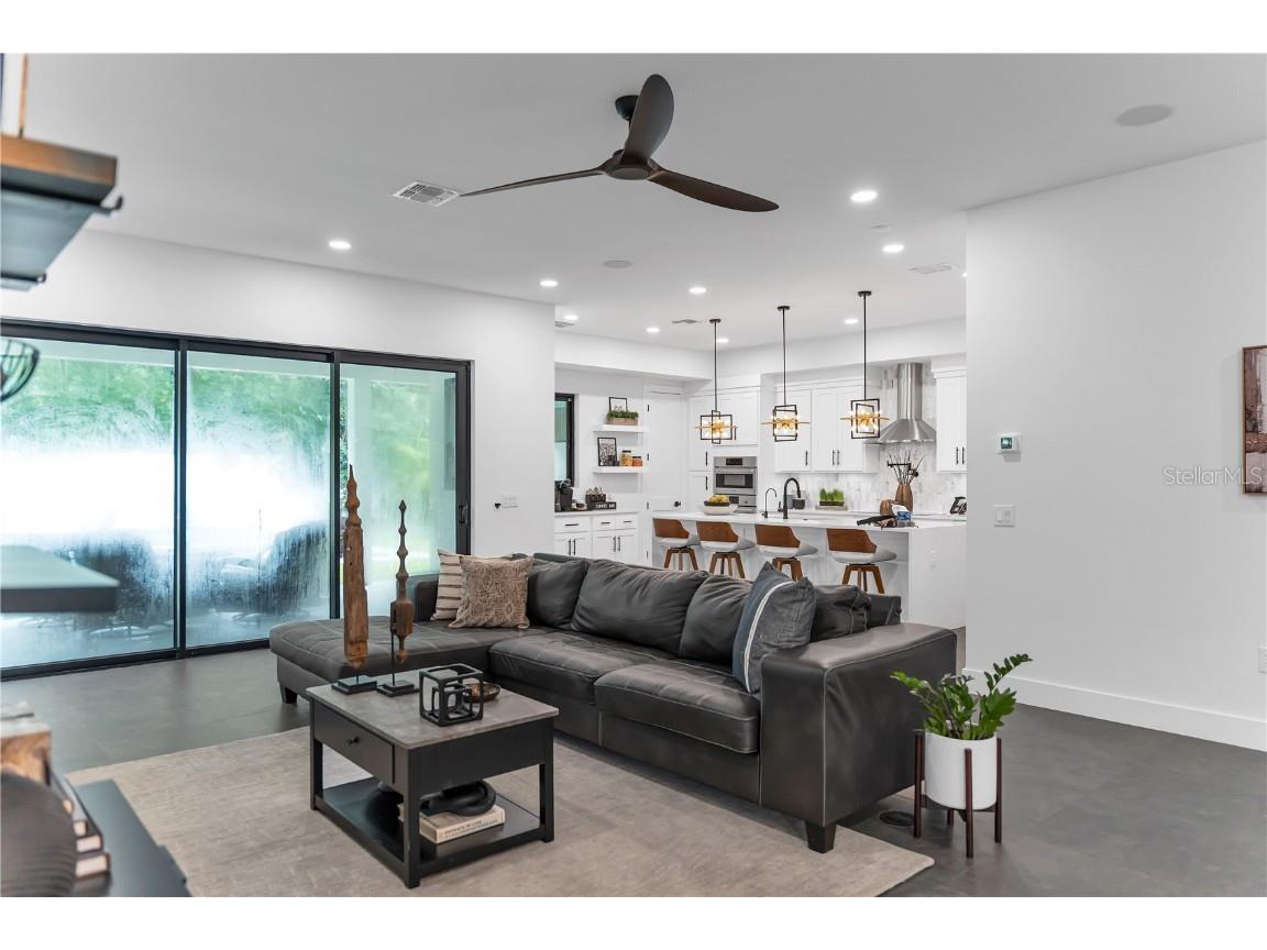 239 E Harding Street Orlando FL 32806 O6340847 image22