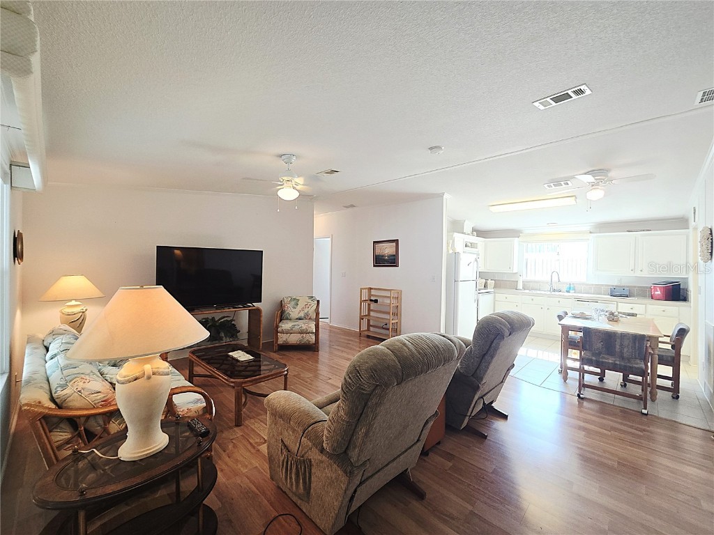 239 Harmony Way Tarpon Springs FL 34689 TB8420743 image4