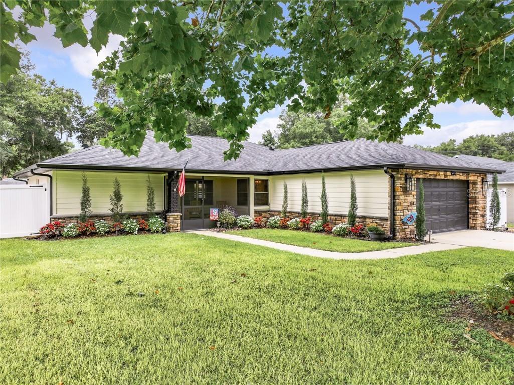 239 Jarvis Avenue Orange City FL 32763 V4937344 image1