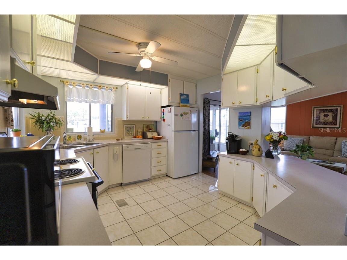 239 La Rosas North Port FL 34287 TB8337107 image14