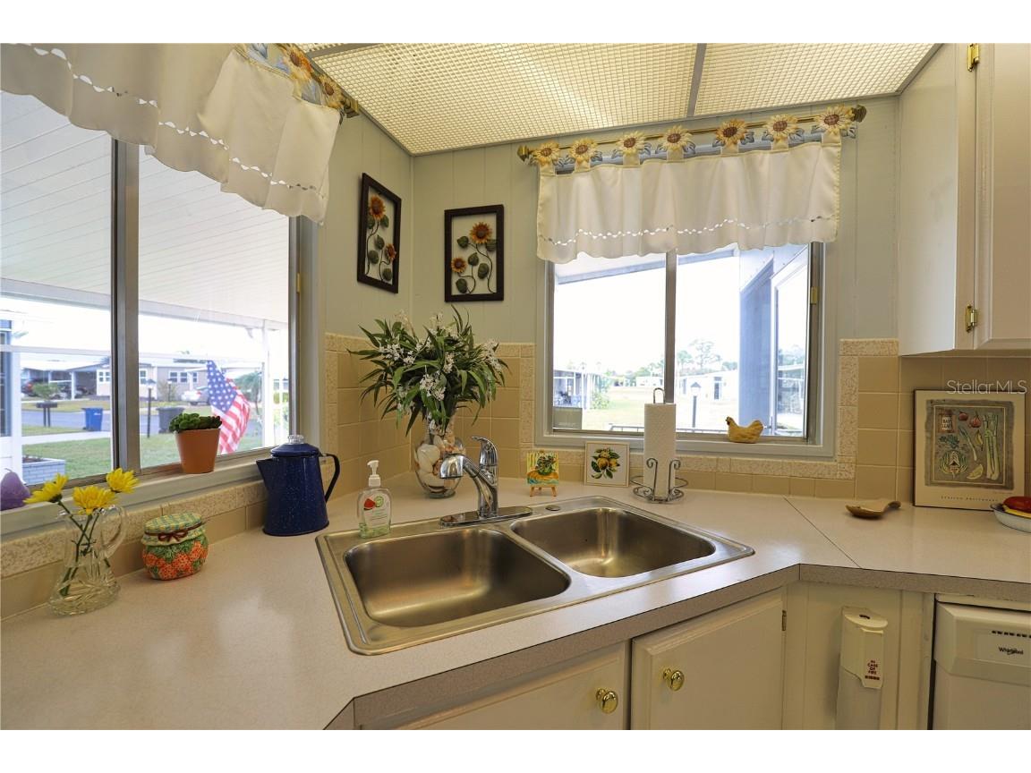 239 La Rosas North Port FL 34287 TB8337107 image16