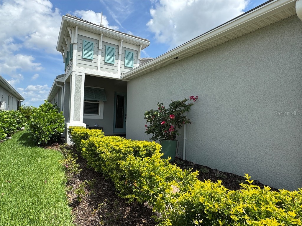 239 Okeeffe Circle Bradenton FL 34212 A4656250 image2